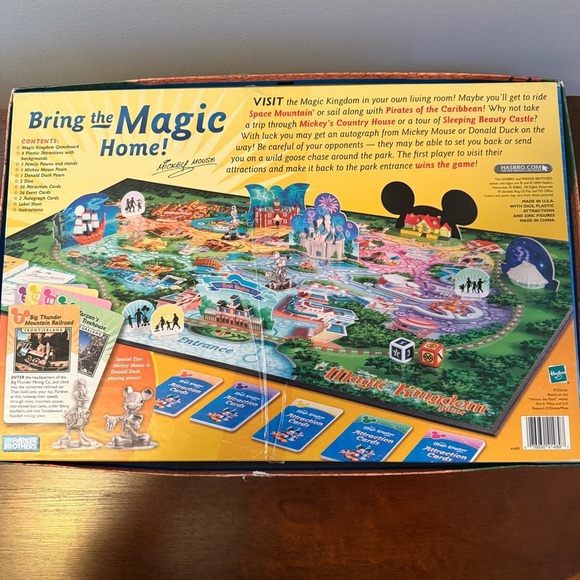 Disney’s Magic Kingdom Board Game - Picture 2 of 8